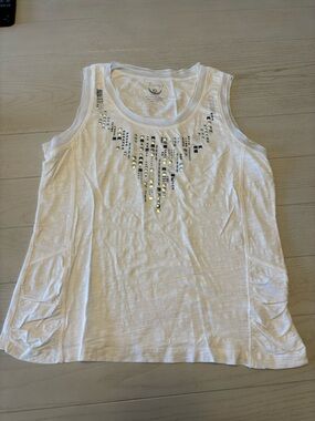 Zenergy by Chicos embellished tank size 1